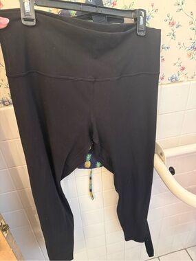 Lululemon Size 12 Align High-Rise Pant 28”